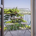 La Vista